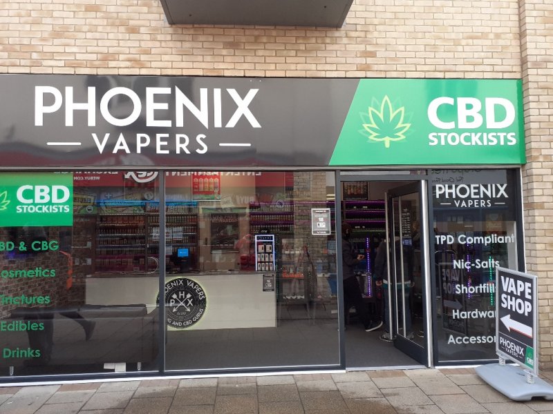 Phoenix Vapers St Neots